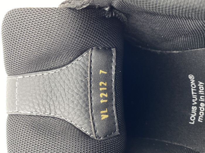 l**is V*t*n lv skate sneaker black